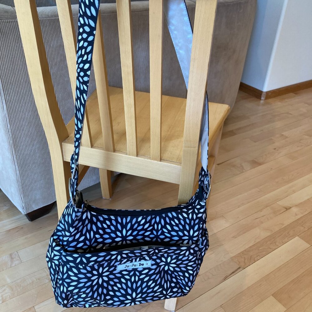 JuJuBe Classic Collection HoboBe Purse Diaper Bag, Excellent ! No changing pad.